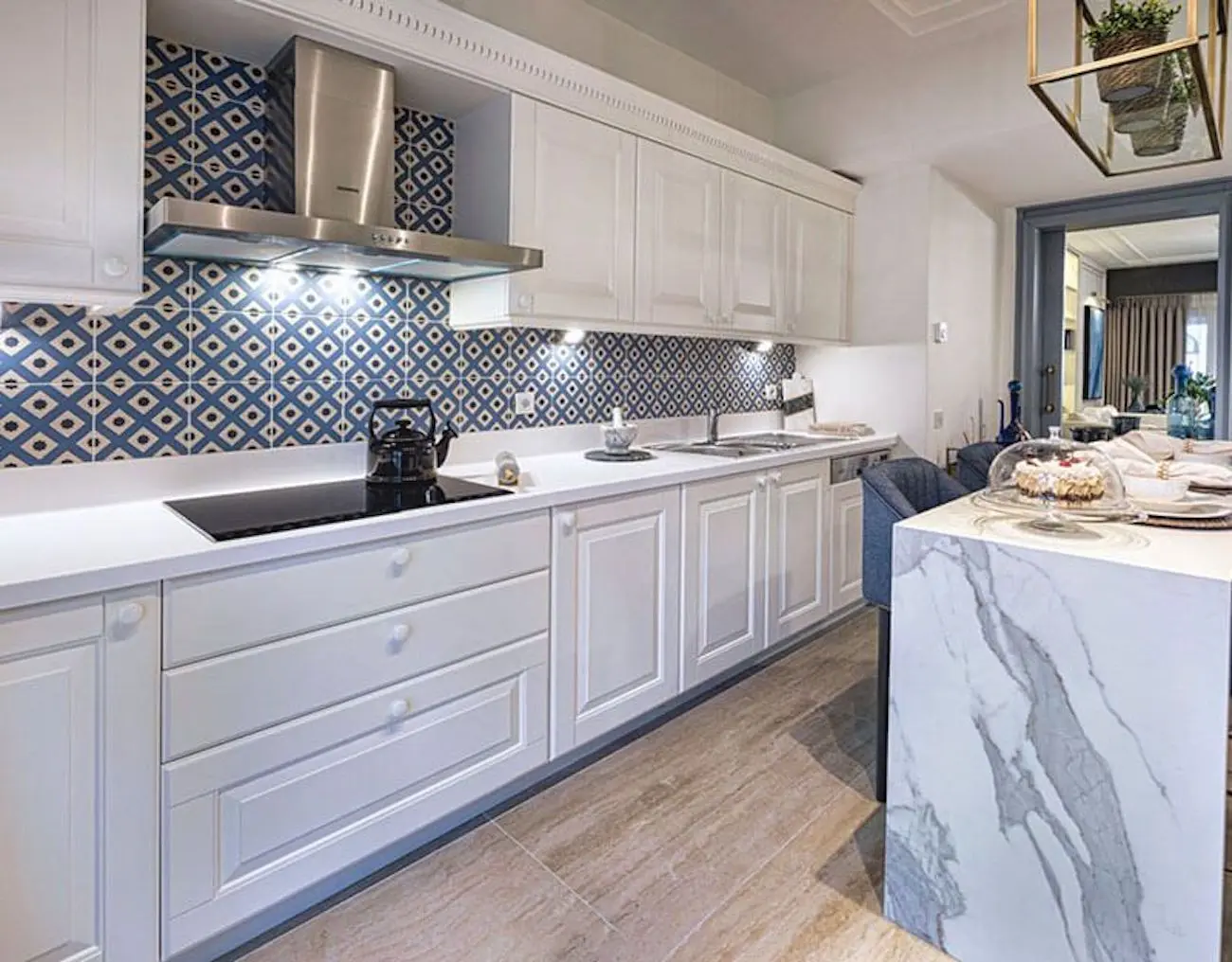 Fitted kitchen